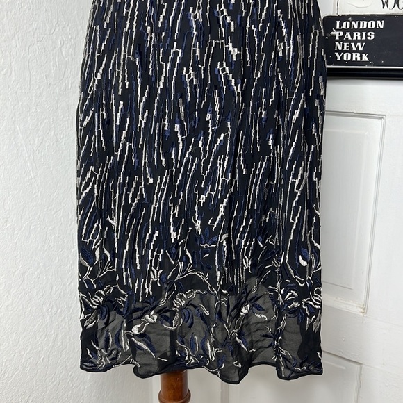 All Saints Philomena Sidney Embroidered Mini Skirt Size 6US - Picture 6 of 8